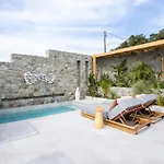 Brilliance Of Mykonos グラストロス