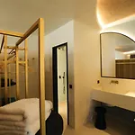 Brilliance Of Mykonos グラストロス