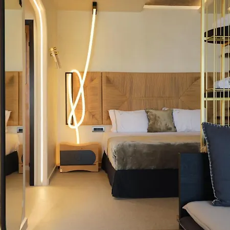 Brilliance Of Mykonos * Glastros (Mykonos)